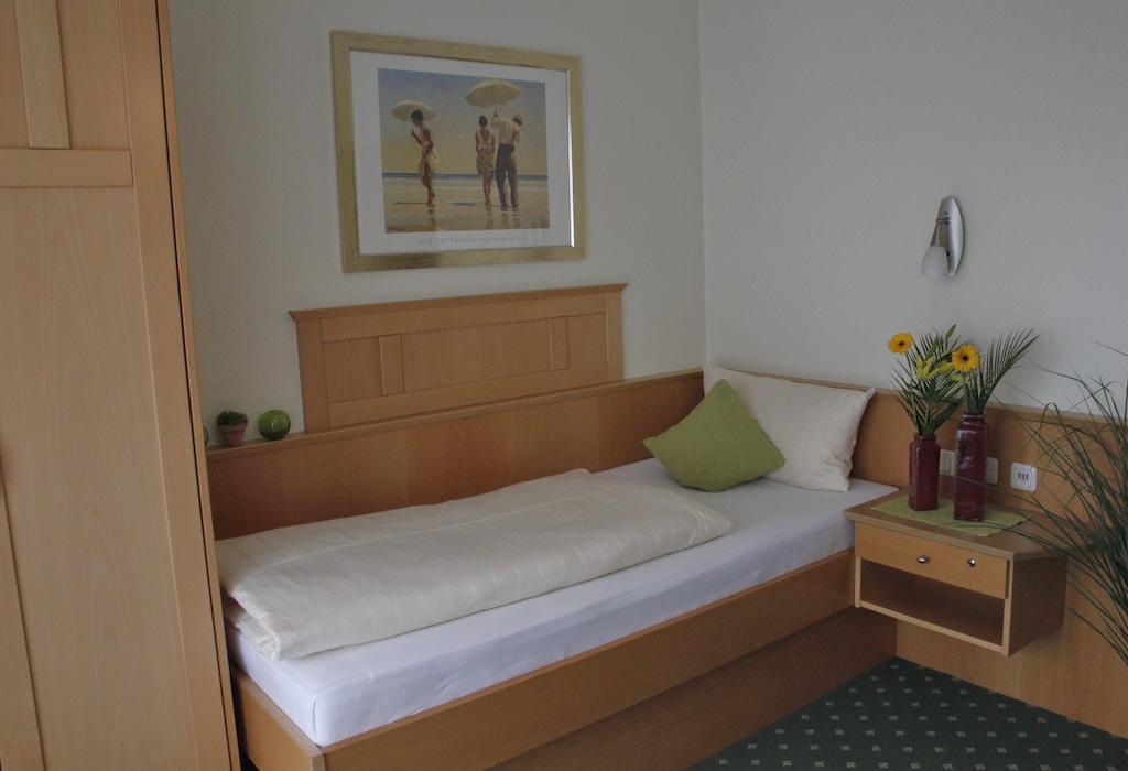 Apart-Hotel Pension Rossmayer Bad Füssing Δωμάτιο φωτογραφία