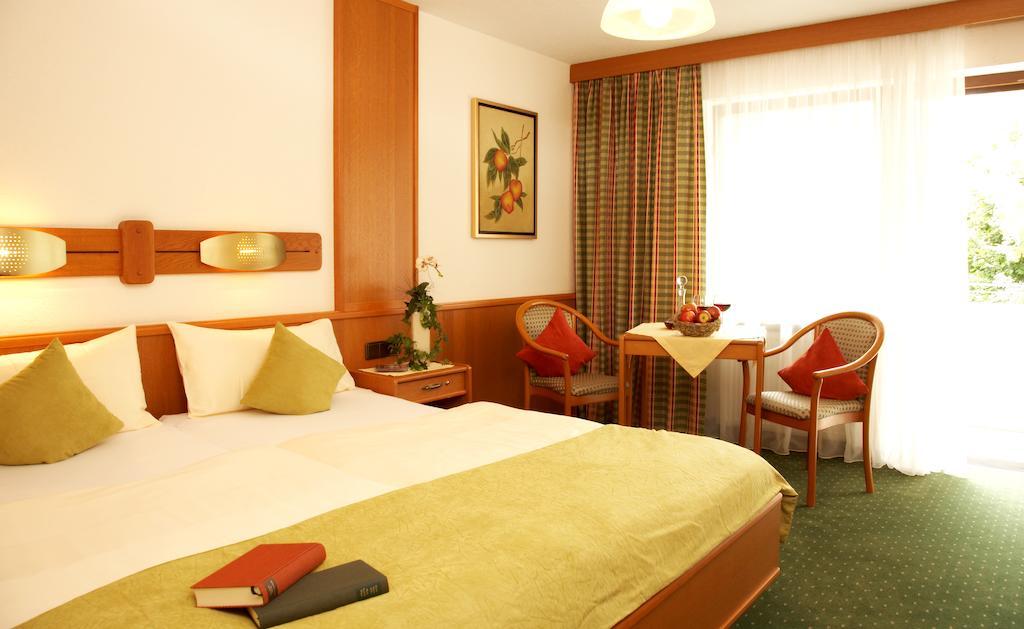 Apart-Hotel Pension Rossmayer Bad Füssing Δωμάτιο φωτογραφία