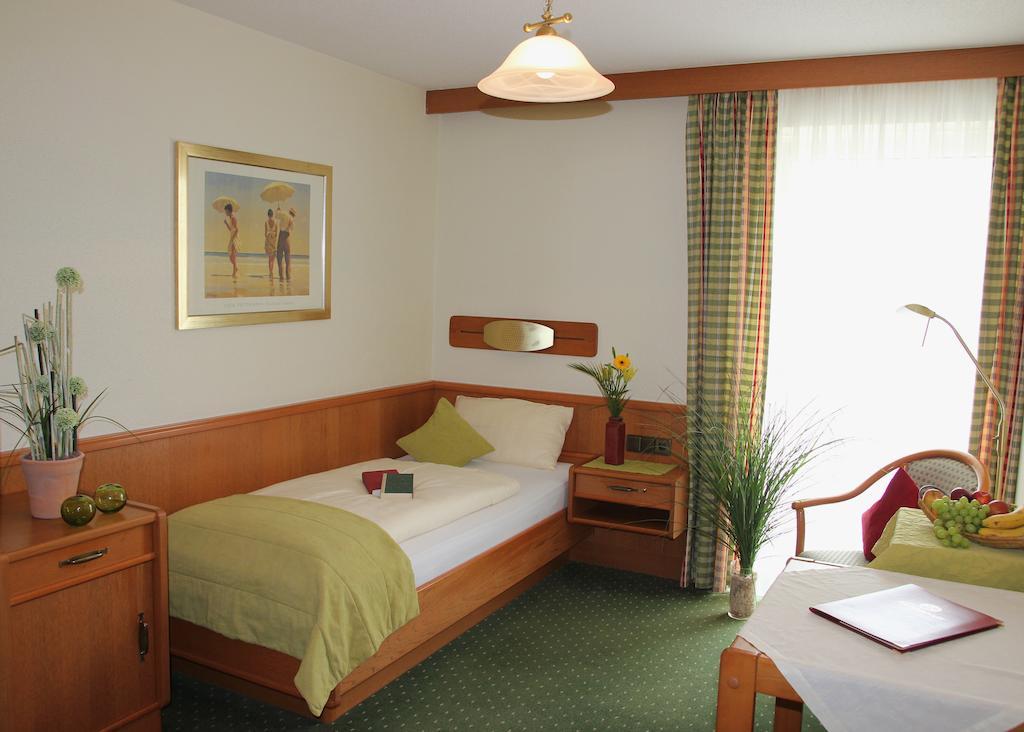 Apart-Hotel Pension Rossmayer Bad Füssing Δωμάτιο φωτογραφία