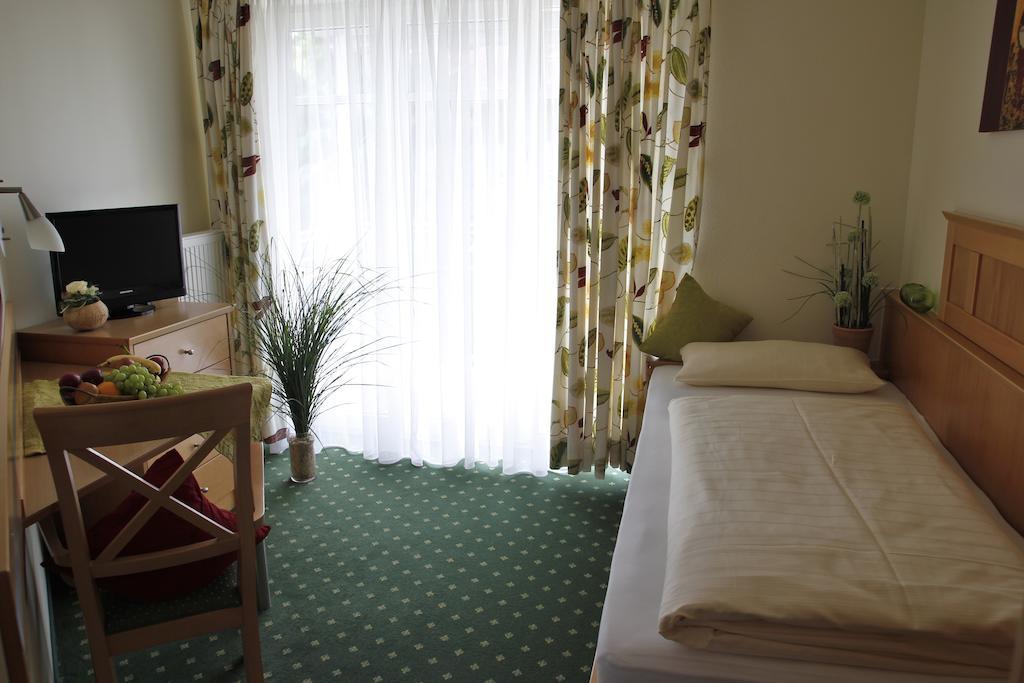 Apart-Hotel Pension Rossmayer Bad Füssing Δωμάτιο φωτογραφία